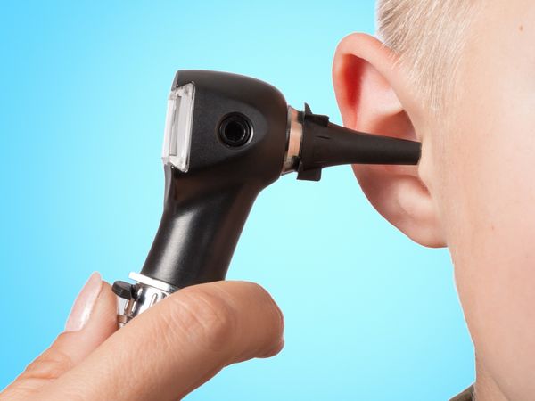 Aspirateur oreille, le meilleur appareil pour nettoyer les oreilles 